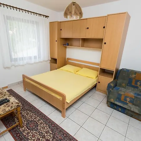 Apartment Bridic Trogir